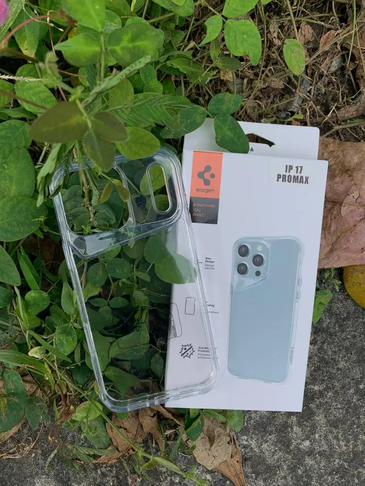 Spigen Crystal Palace Case iPhone 17 Pro Max