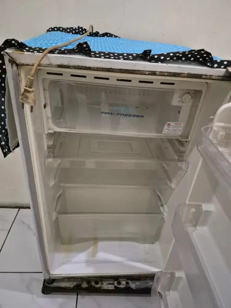 Kulkas glacio 1 pintu putih