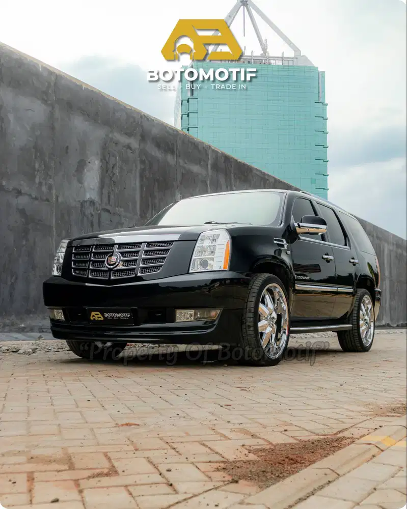 Cadillac Escalade 6.2L V8 Black Raven