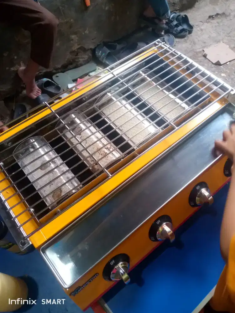 Kompor gas 4 tungku maestro