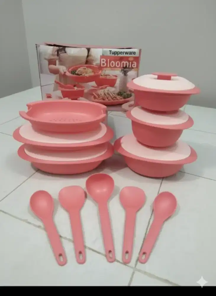 Tupperware wadah sayur