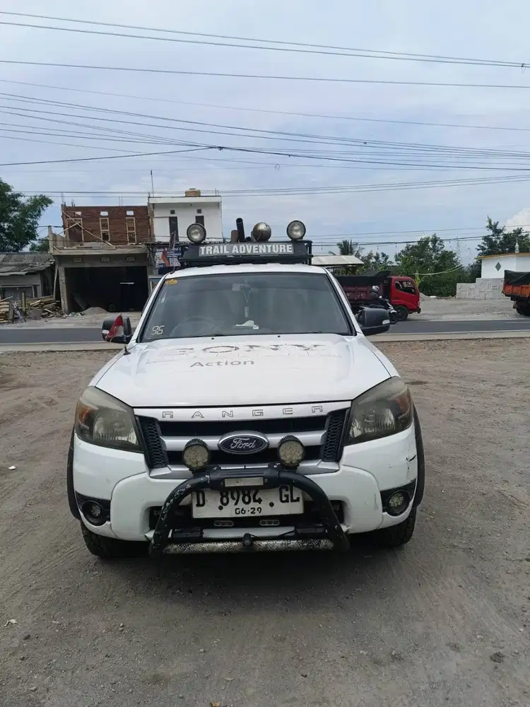 MOBIL FORD RANGER DOUBLE CABIN 2010