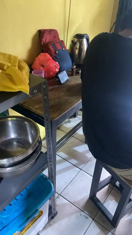 JUAL PERLENGKAPAN USAHA MEJA DAN KURSI