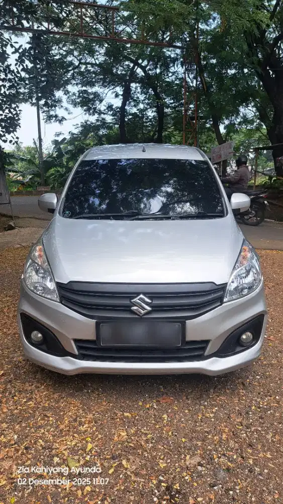 Mobil ertiga GL matik 2016