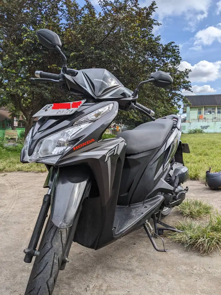 Mulus 90% - KM Rendah - Selalu Isi PERTAMAX - Vario 125 Injeksi KZR