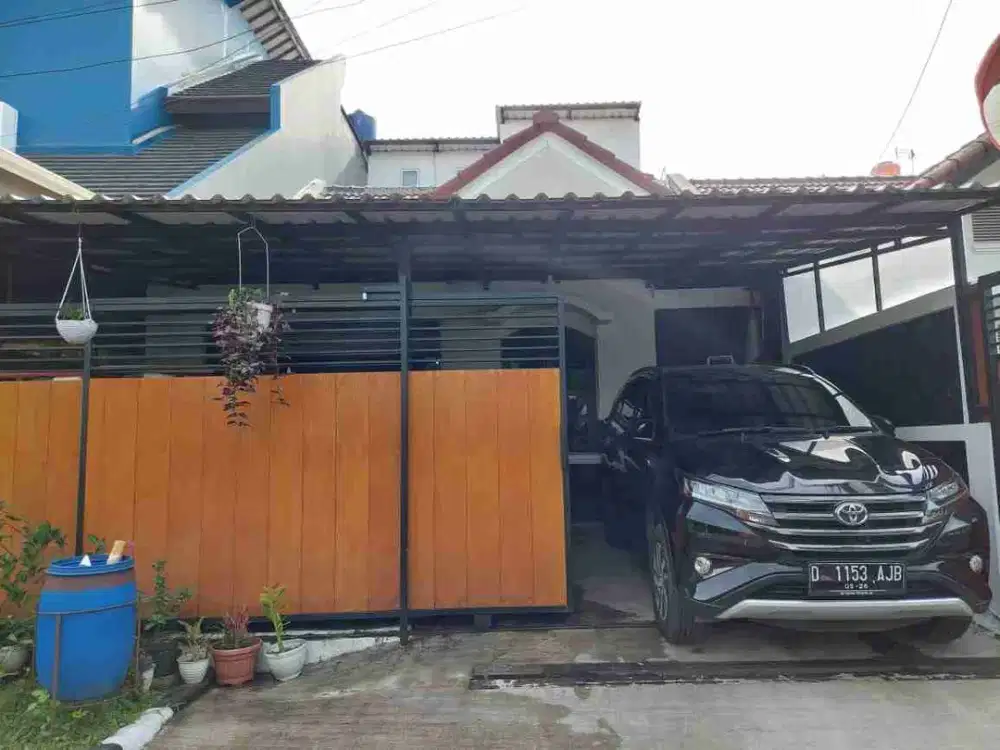 Rumah nyaman terawat strategis di Cluster Antapani Kota Bandung