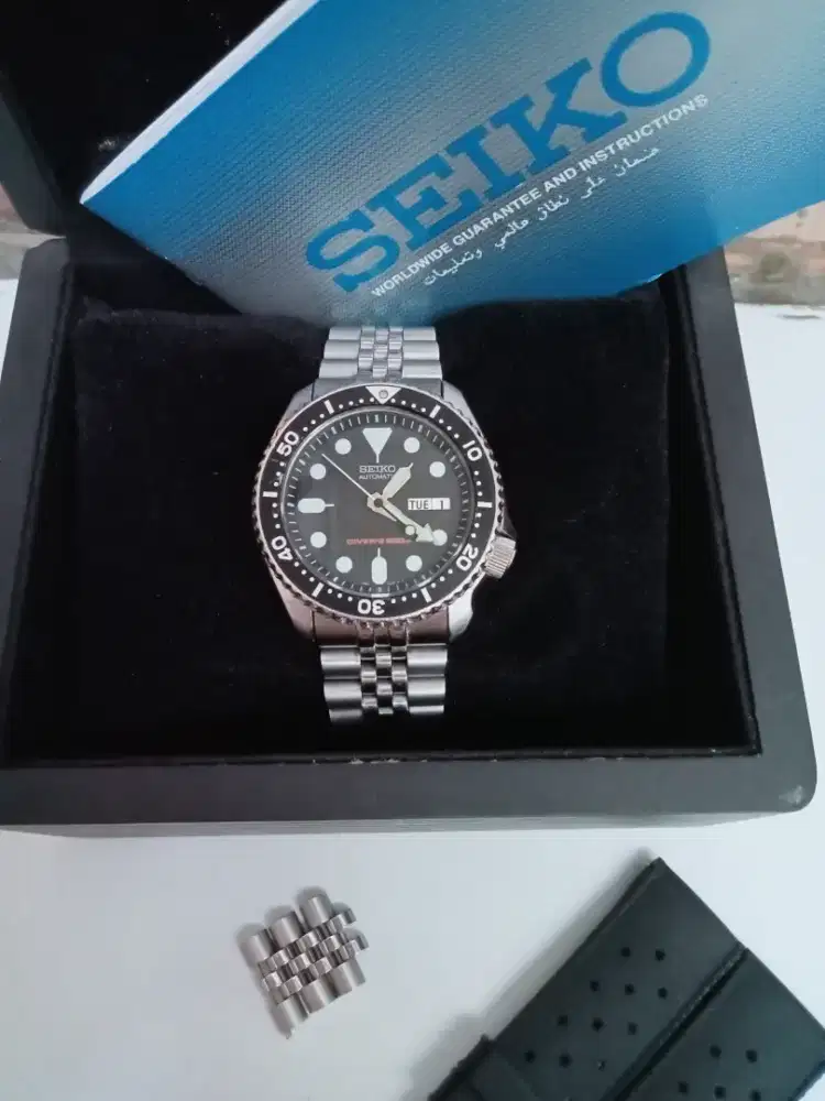 Seiko skx 007 bukan omega