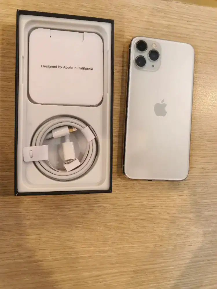 Iphone 11 pro 256gb pusat pribadi