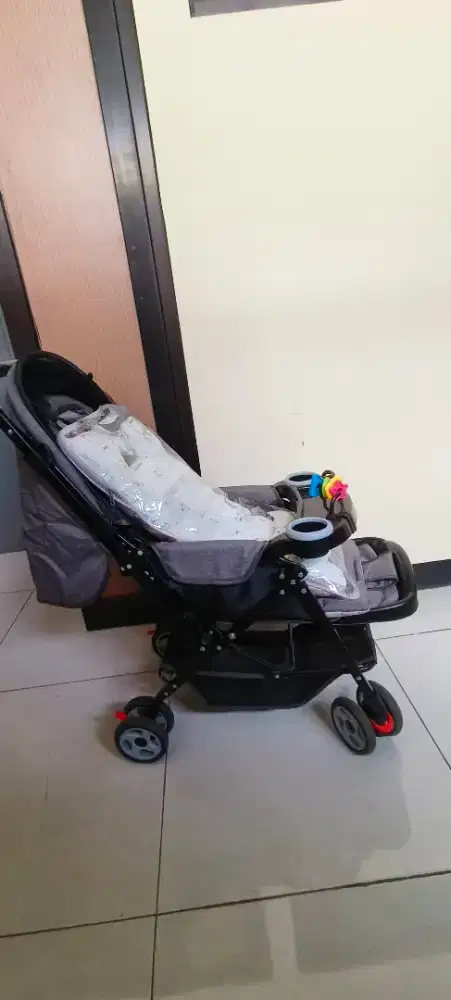 PRELOVED STROLER SPACEBABY