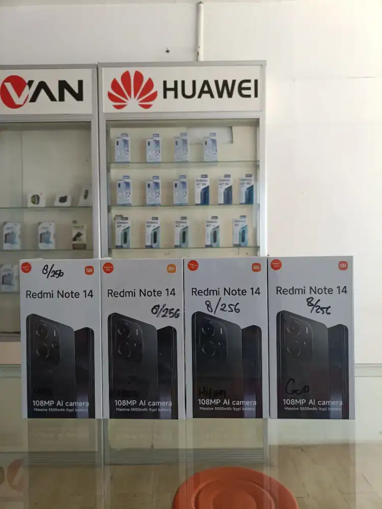 Redmi Note 14 (8/256) GB Baru Resmi Xiaomi¹⁰