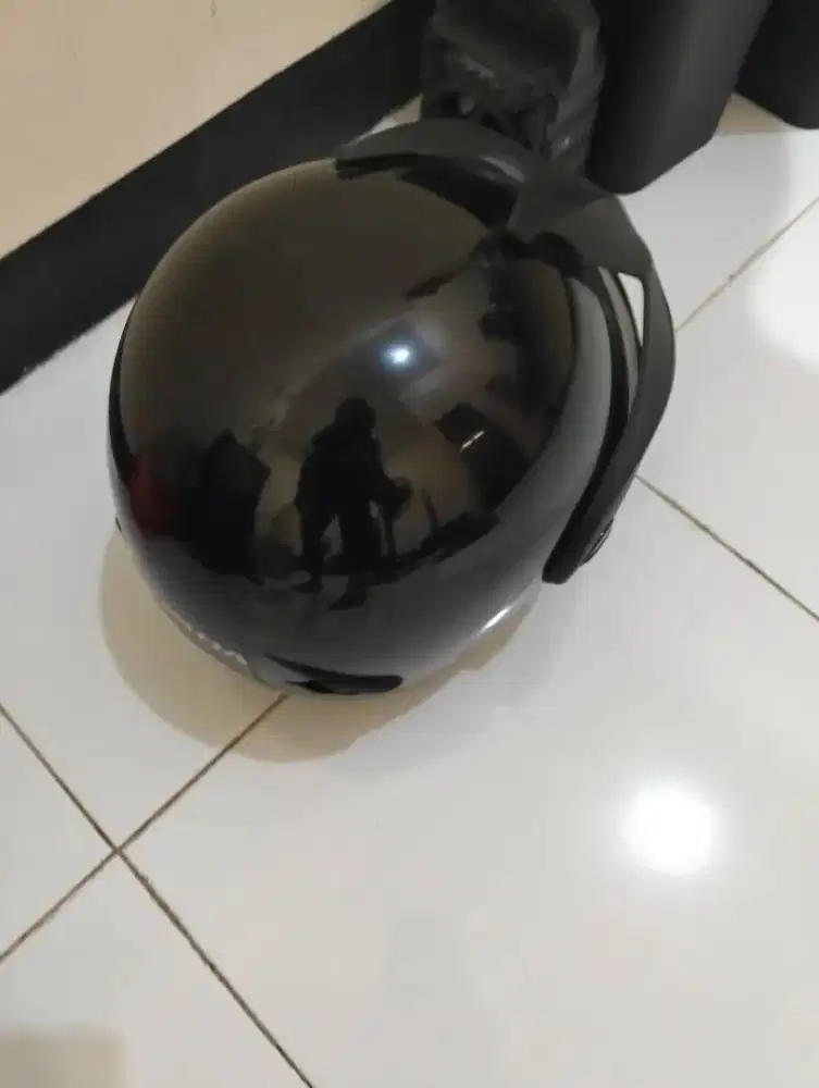 Dijual helm bekas mulus honda