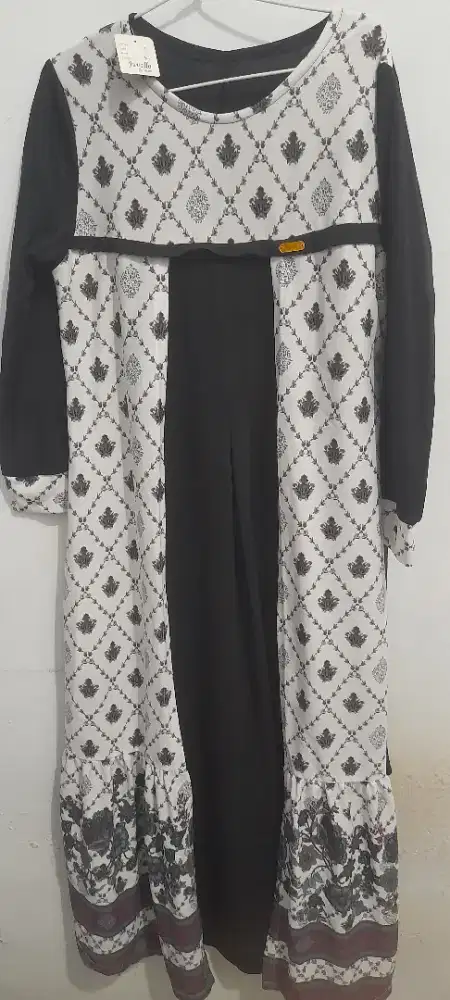Gamis motif bunga² ungu