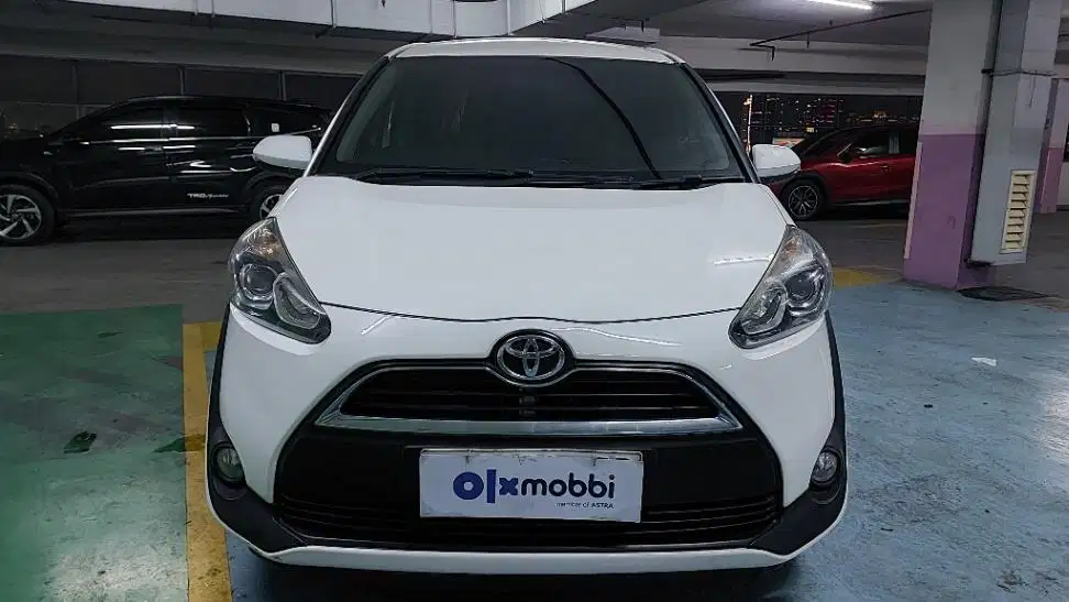 Pajak Panjang TDP 8JT Toyota Sienta 1.5 V Bensin-AT 2017 Putih