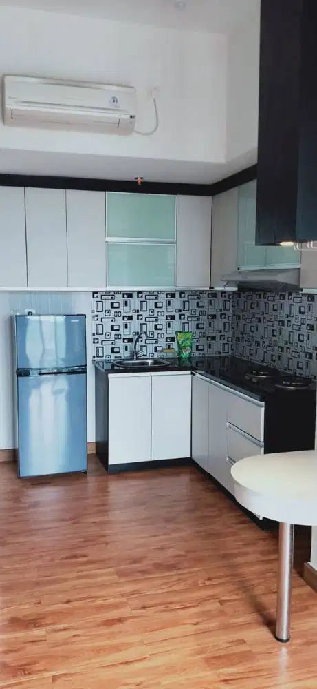 DISEWAKAN APARTEMENT CASA DE PARCO BSD & MIDTOWN GADING SERPONG