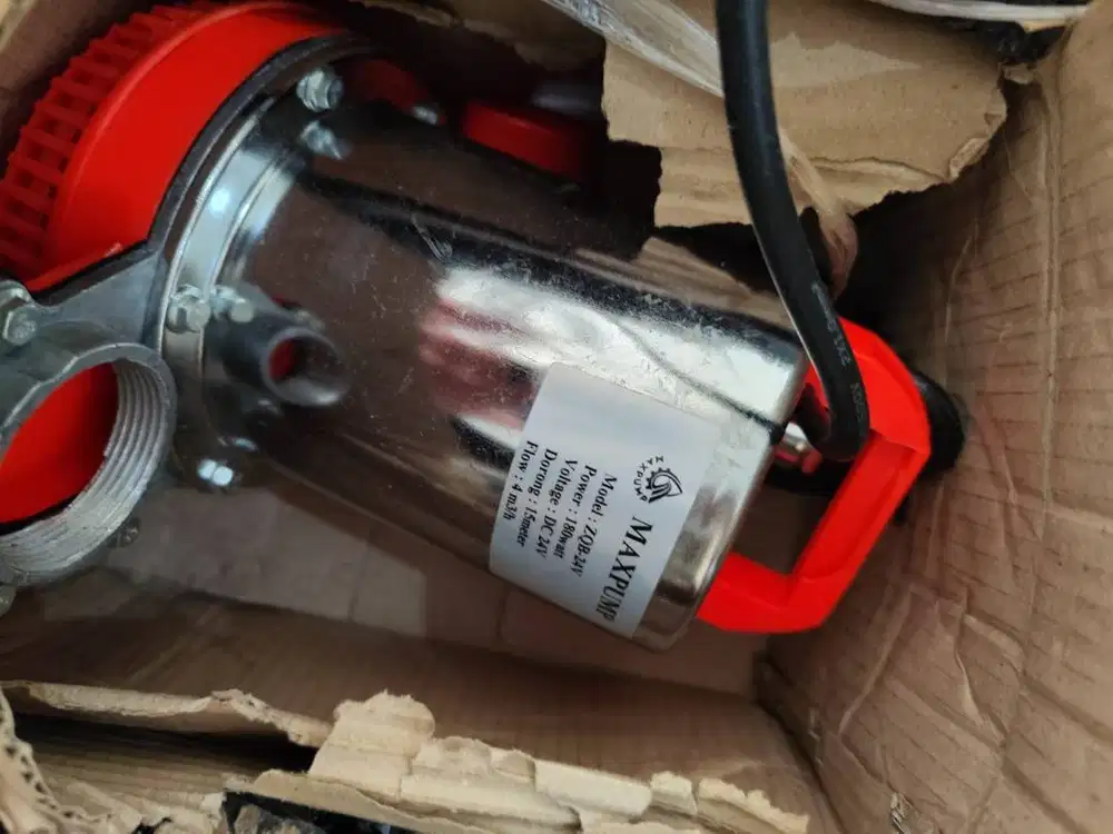 Mesin Pompa Kolam Ikan Best Seller Pompa Submersible 24V untuk Kolam