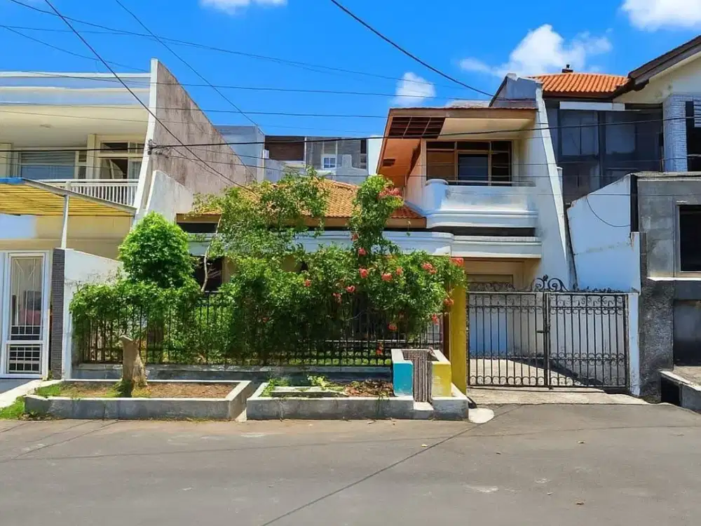 STRATEGIS! Jual CEPAT Rumah kertajaya indah