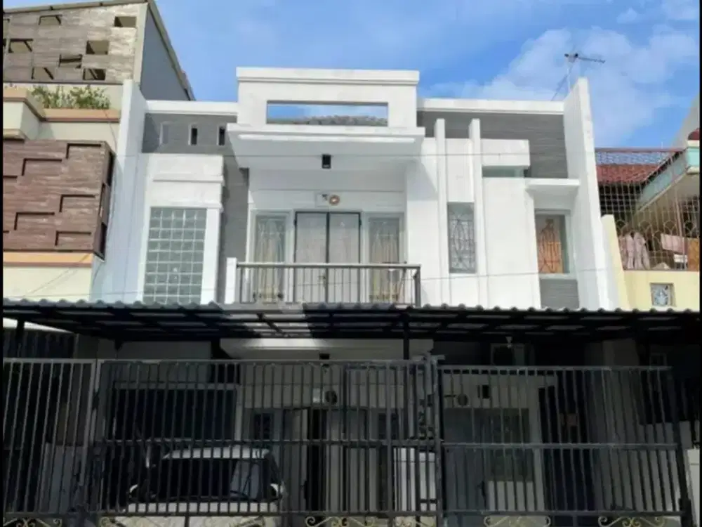 DIJUAL RUMAH BAGUS MINIMALIS HADAP BARAT DAYA JUA, MURAH DI TAMAN PALEM LESTARI