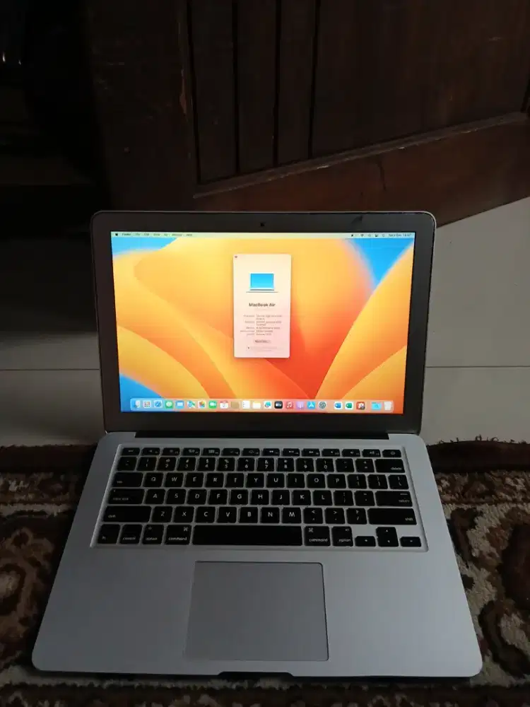 Macbook Air 13-inch.Early 2014  4\128gb