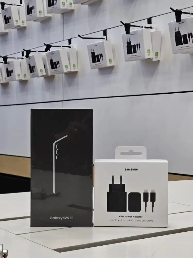 SAMSUNG GALAXY S25 FE FREE ADAPTOR
