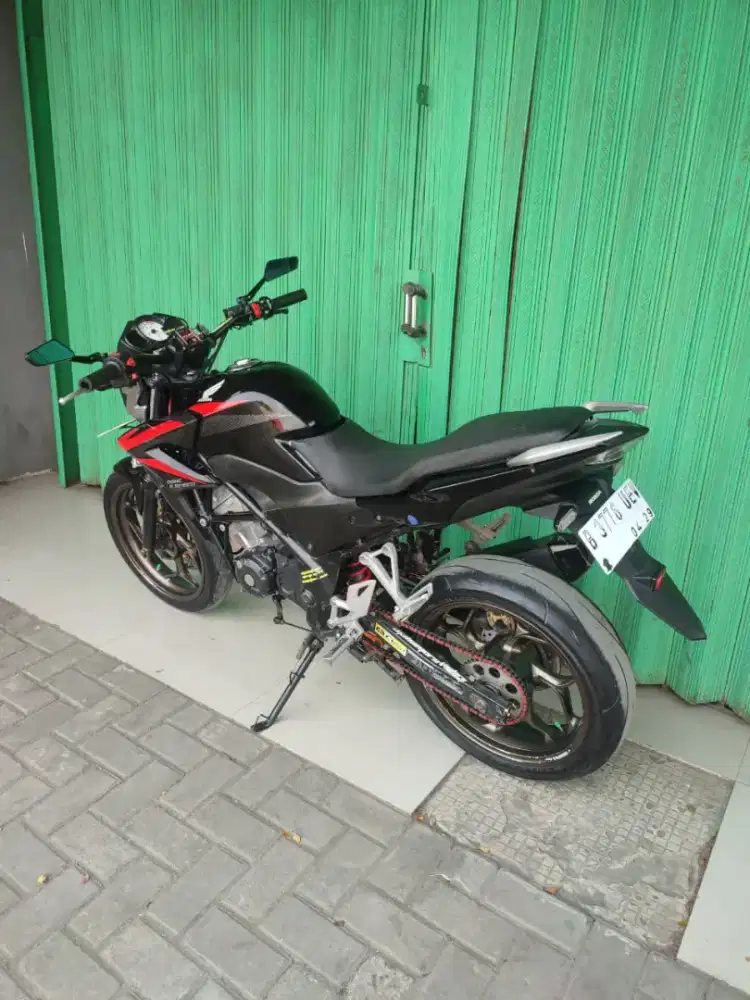 Honda CB150 R pajak hidup