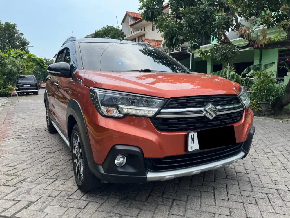 Suzuki XL7 alpha 2022 matic two tone