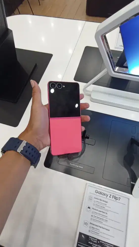 Samsung Galaxy Z flip 7