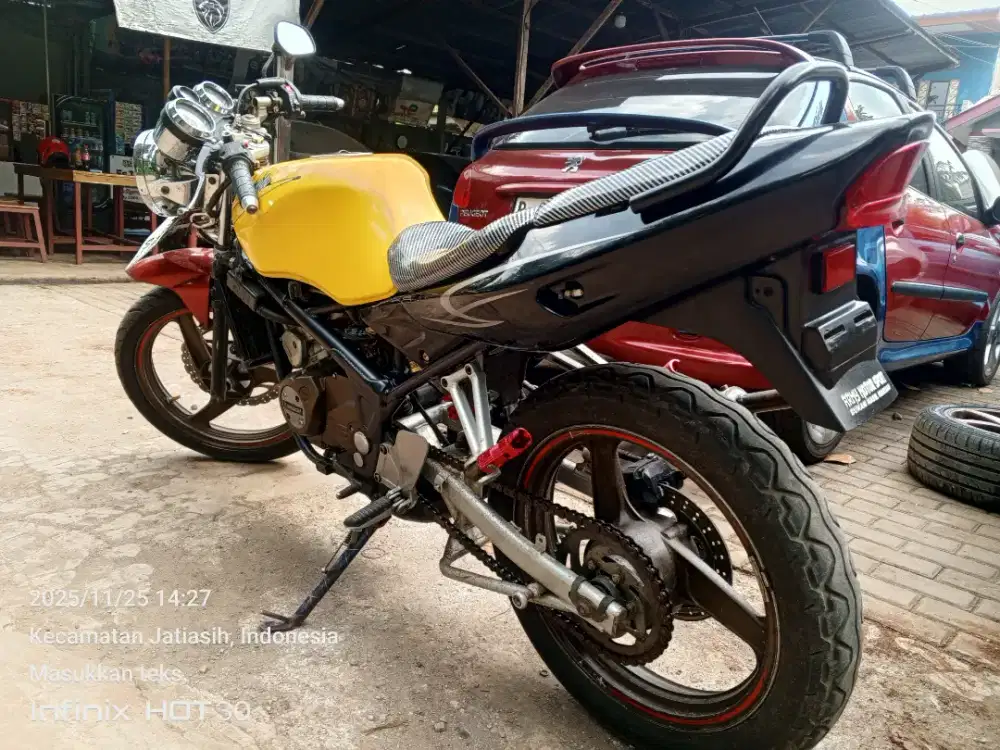 Kawasaki Ninja 1998