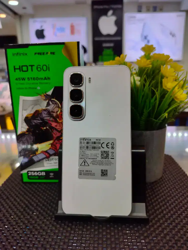 Infinix hot 60i 8/256 like new