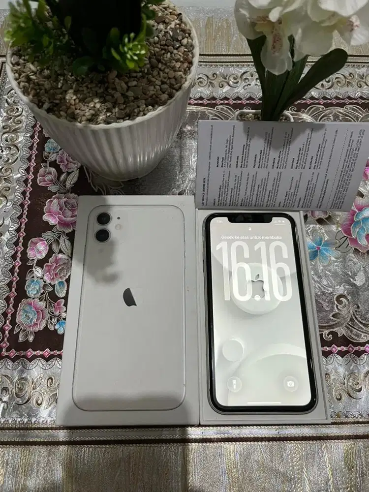 iPhone 11 64gb ibox
