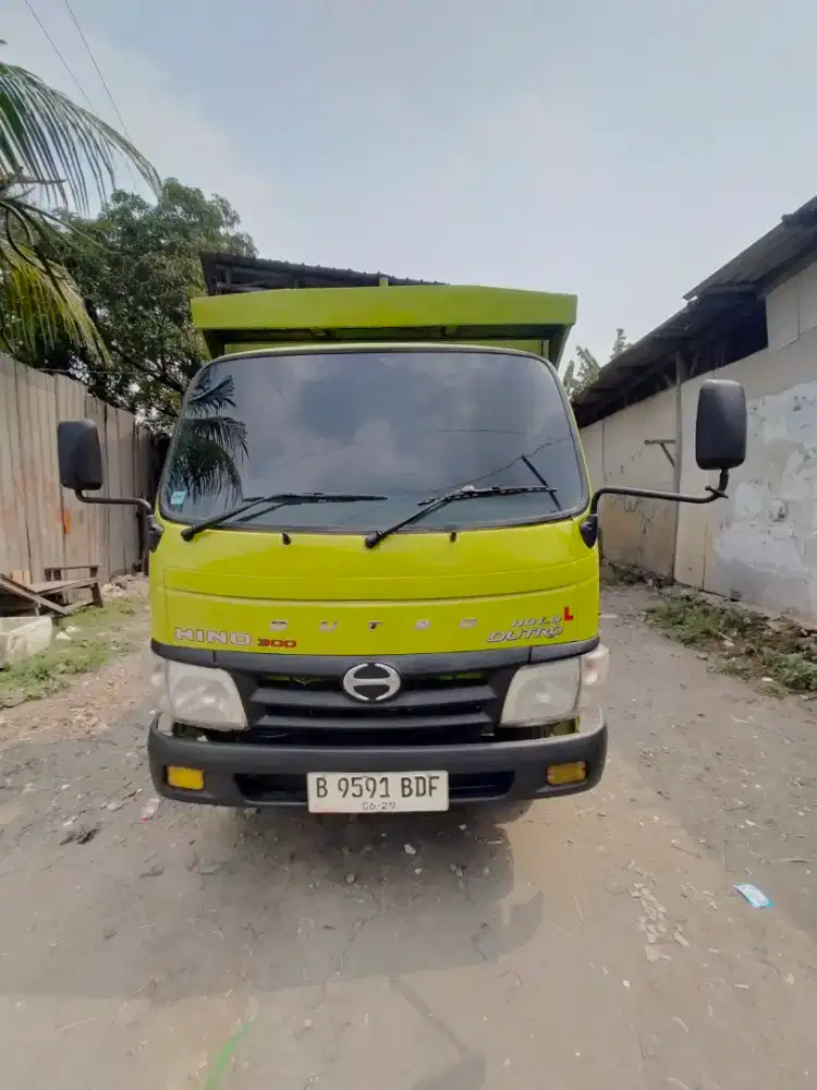 HINO DUTRO 110LD LONG ASLI BAK TAHUN 2013