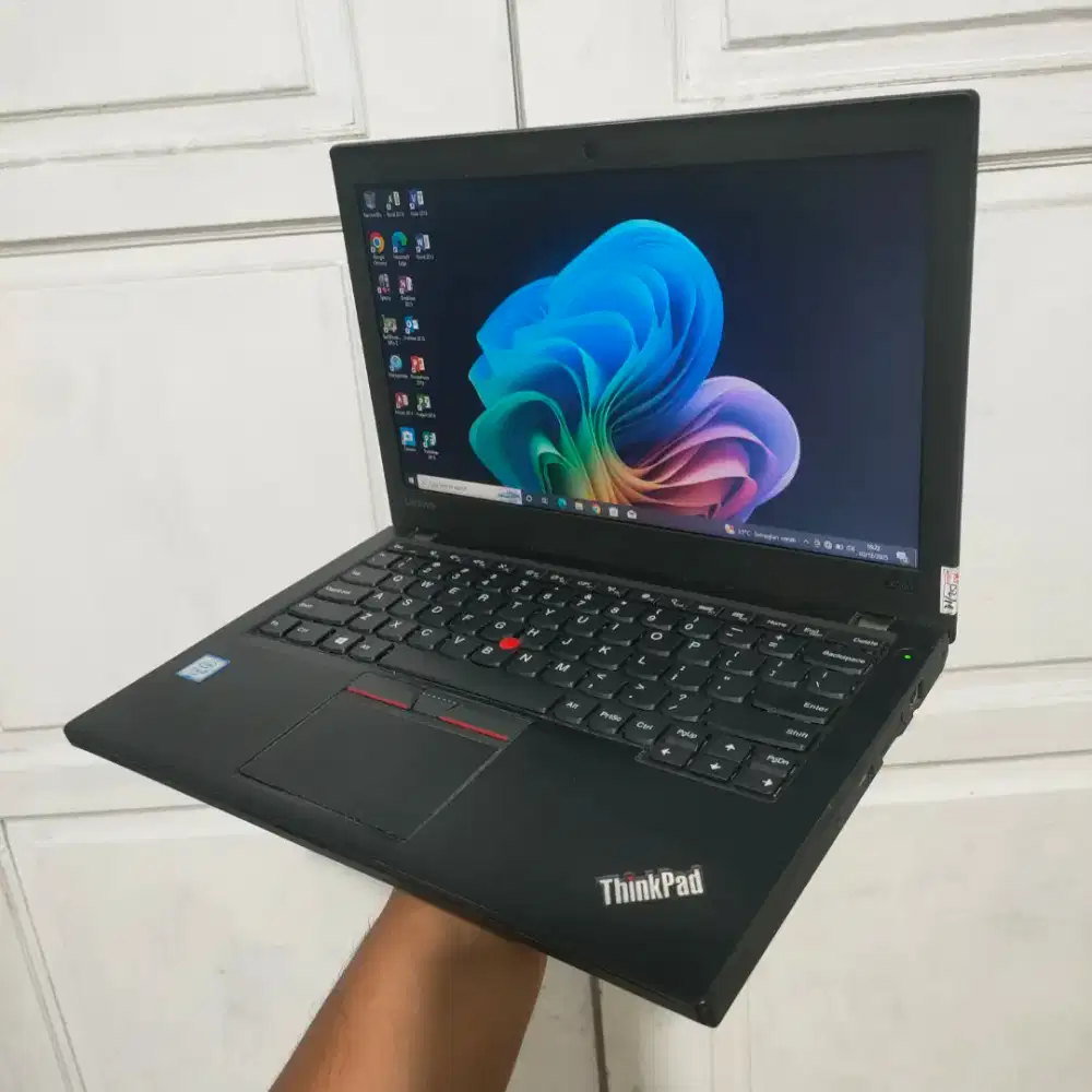 Lenovo Thinkpad X260 Core i5 6300U Ram 8GB SSD 128GB