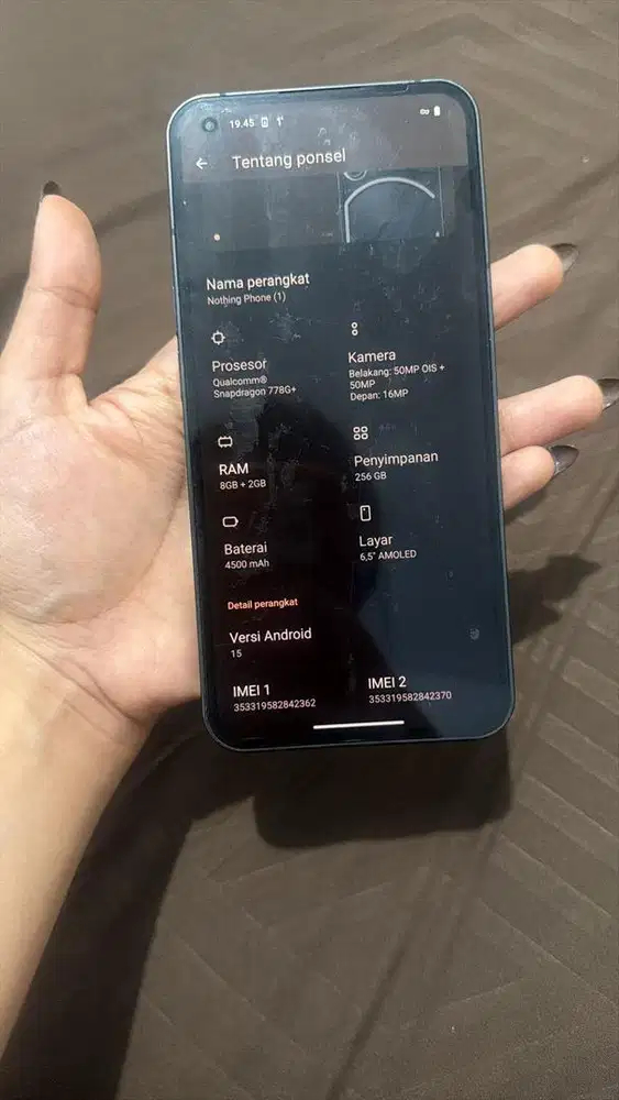 handphone nothing (2)