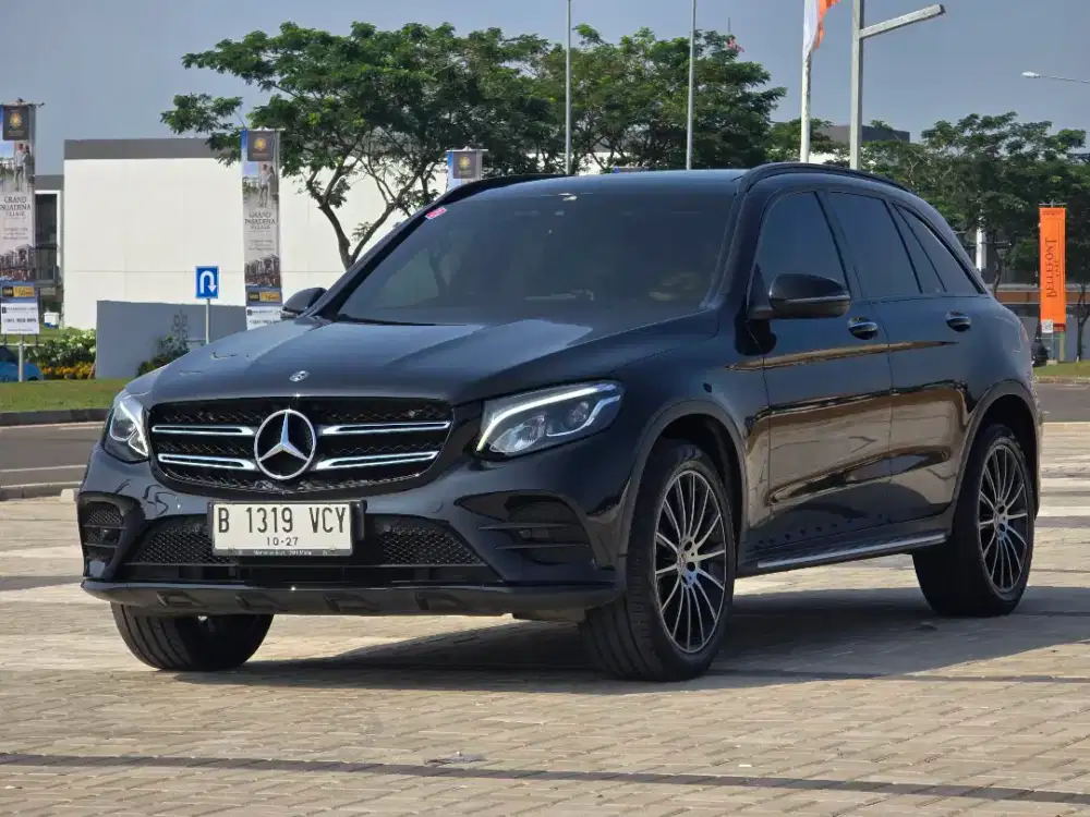 Mercy GLC200 AT Night Edition 2019 (Ready 2 unit)
