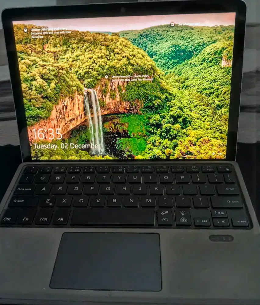 Surface Go 2 Fullset — 8GB / 128GB — Mulus, Aman S Mode, LANGKA!