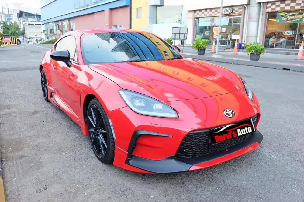 2024 TOYOTA GR 86 ATPM 2.4 MATIC LOW KM