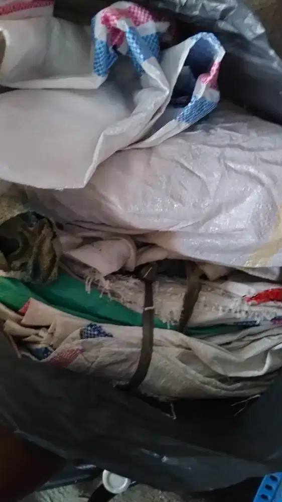 karung bekas masih lumayan bagus