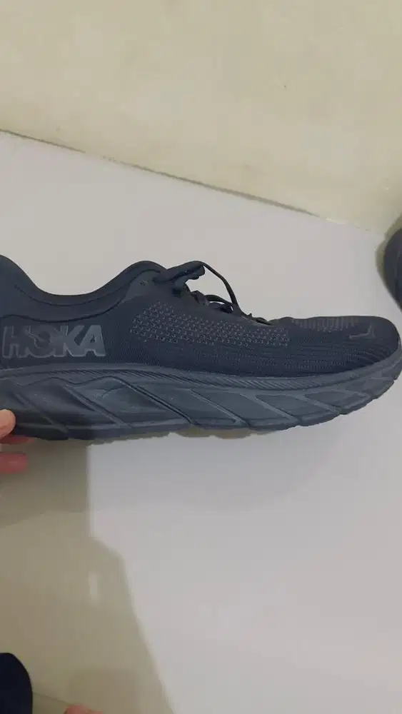 Hoka Arahi 7 size 42.5 black