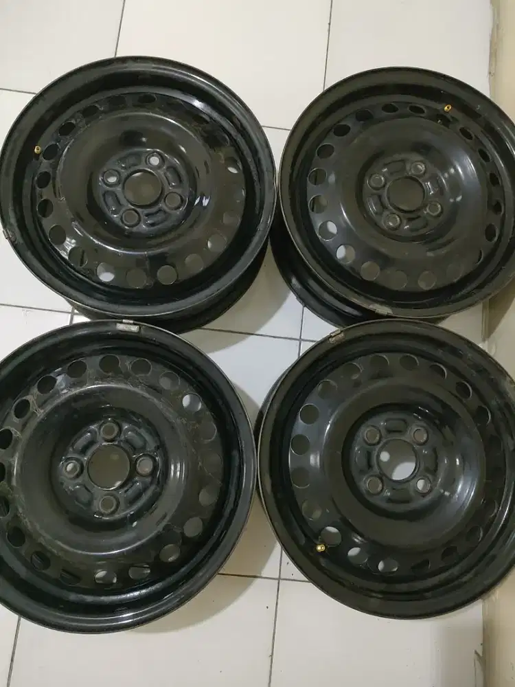 Velg kaleng X Mobilio sevond