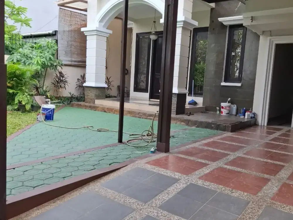 Disewakan rumah di area menteng cocok untuk dijadikan kantor