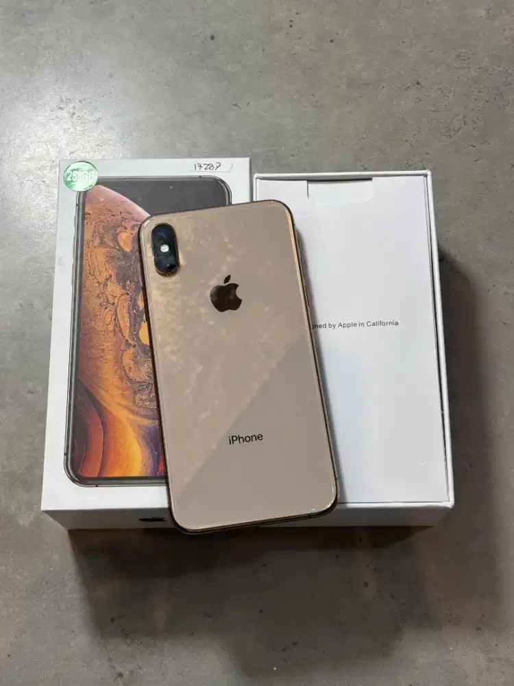 Iphone Xs 256 gold inter