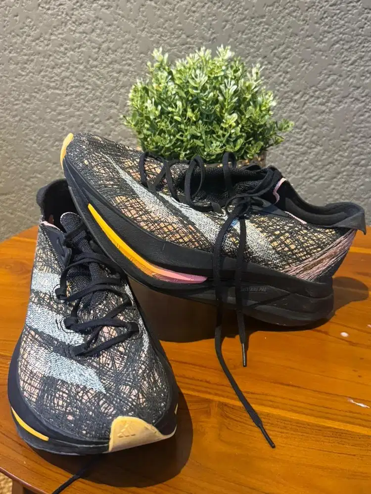SEPATU LARI ADIDAS ADIZERO PRIME X2 STRUNG UNISEX