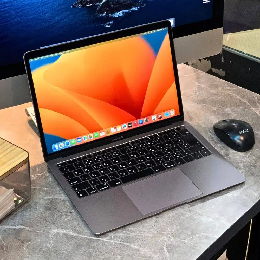 MURAH MACBOOK AIR 2019 8GB/256GB GRAY