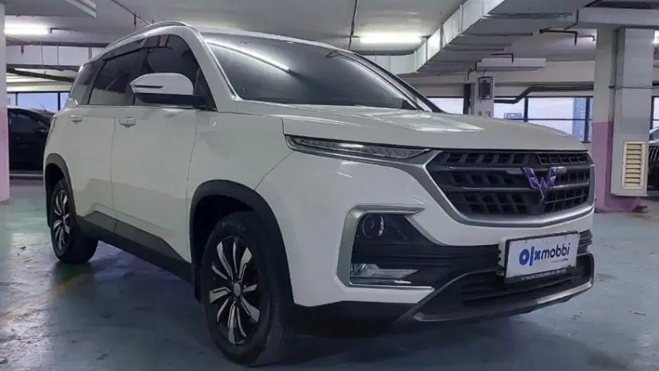 TDP 9,JT Wuling Almaz 1.5 Exclusive 7-Seater Bensin-AT 2019 Putih