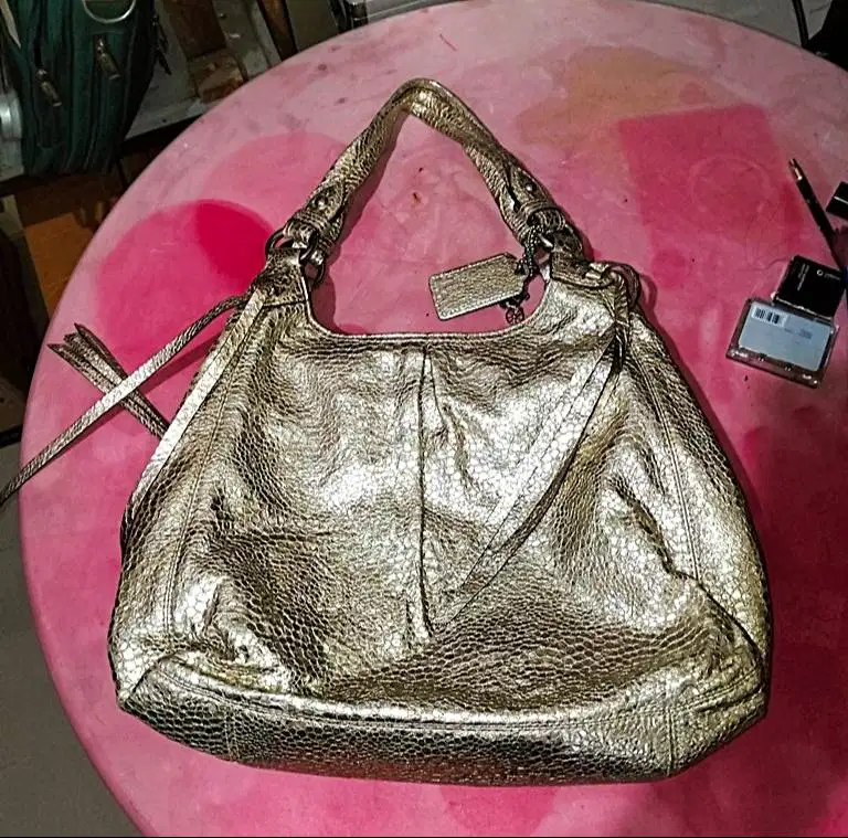 Tas full kulit COACH Original-Perak Kulit utuh, no sobek/pecah