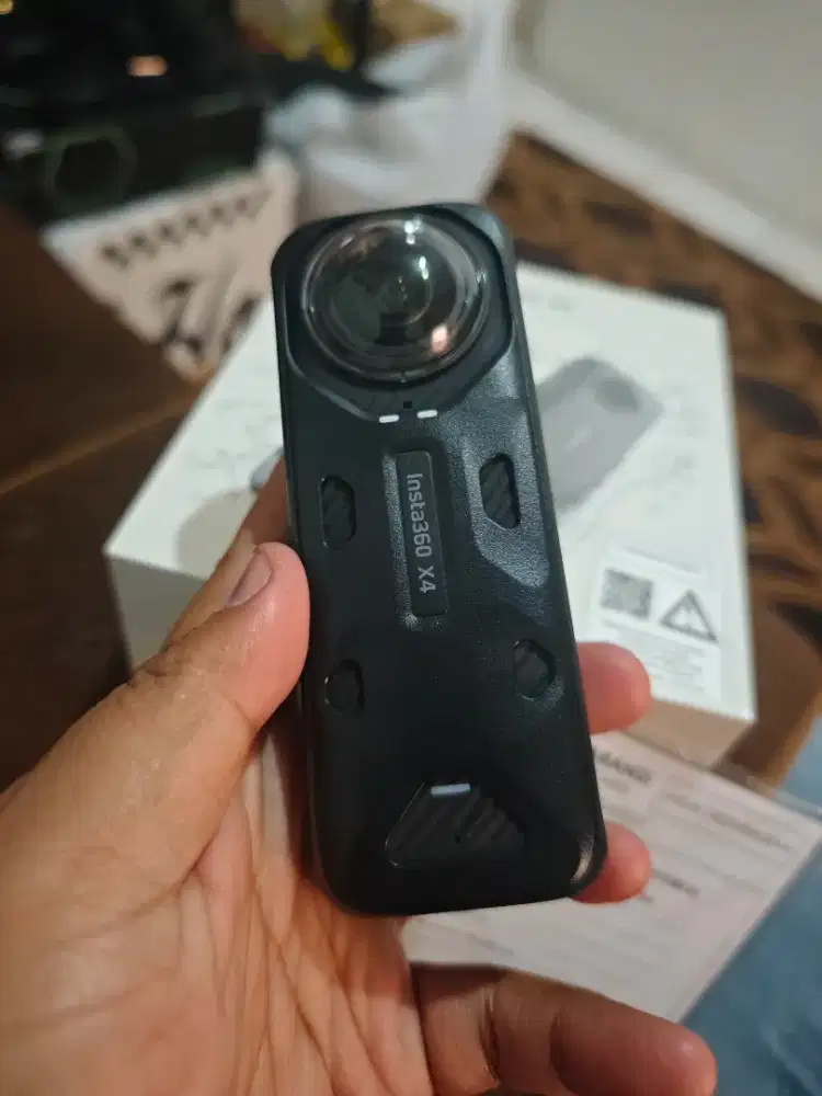 Kamera Action Insta360 X4