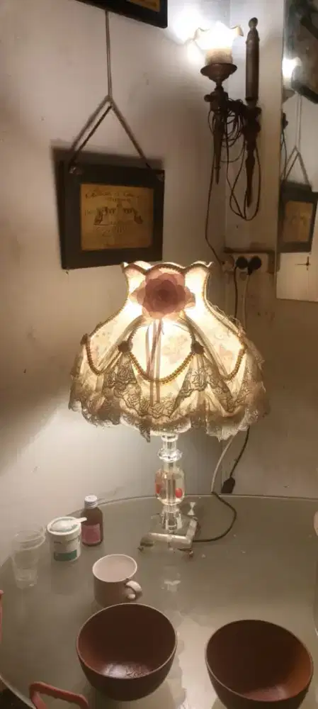 Lampu Meja Hias Cap Kain Renda