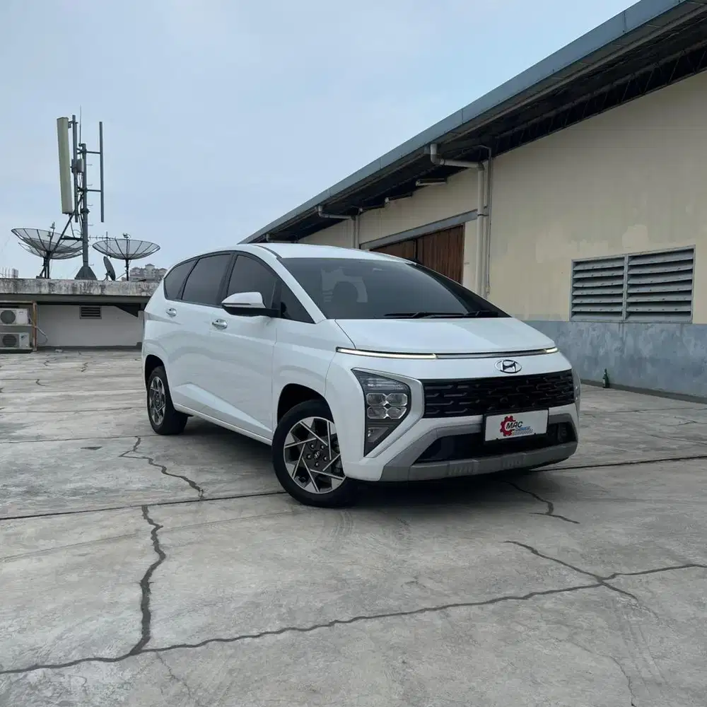 (30 rb Km ) Hyundai Stargazer Prime 2022 / 2023 LOW KM