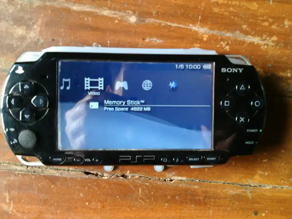 Psp sony black seri 2004 minus tombol