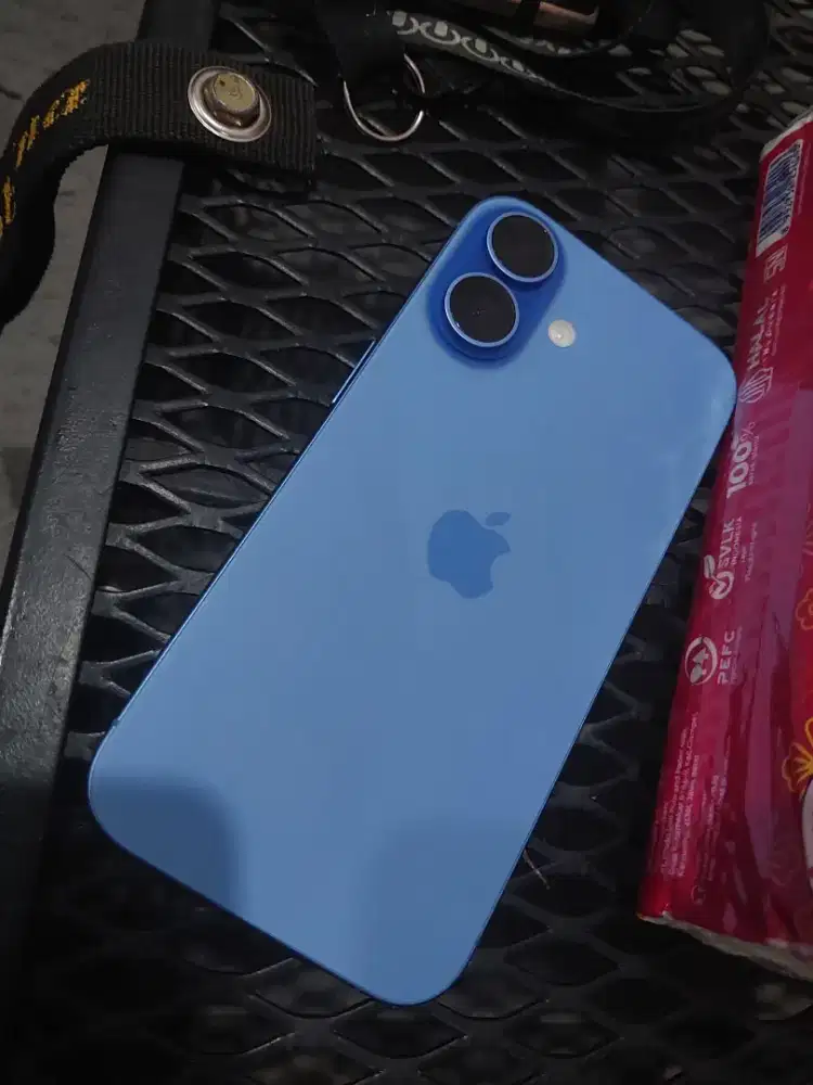 Iphone 16 128gb blue garansi panjang
