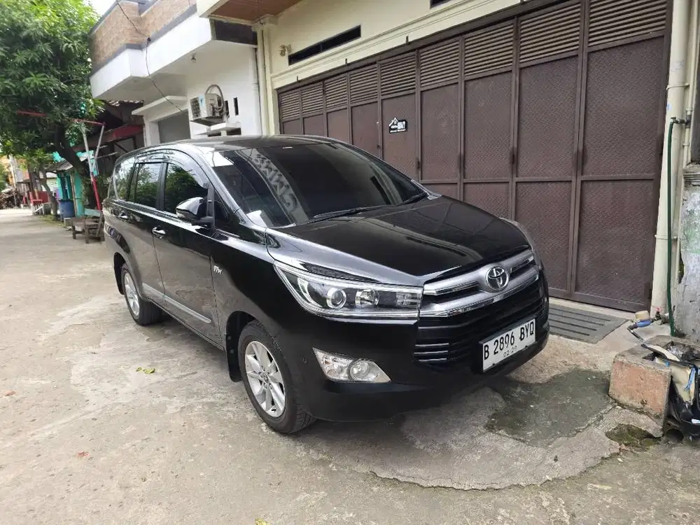 Toyota Kijang Innova Inova Reborn V AT Matic Tahun 2019 Hitam , 2018